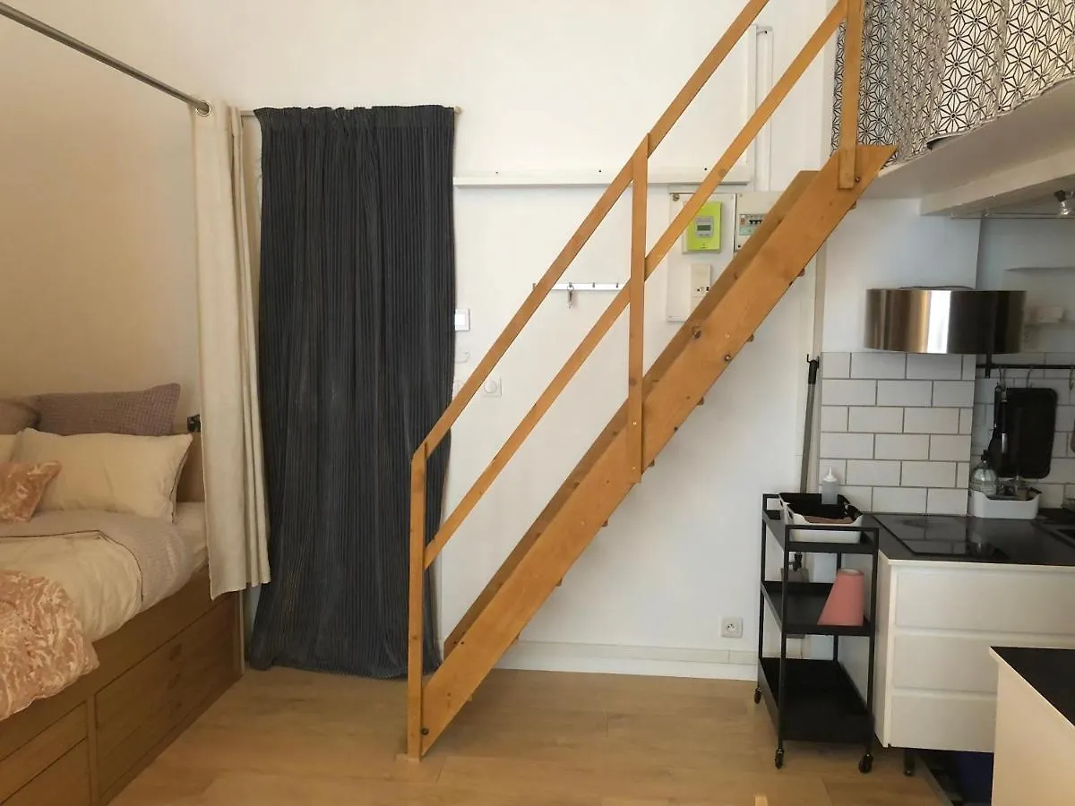Makalina - Mini Loft A Menilmontant Apartment Paris
