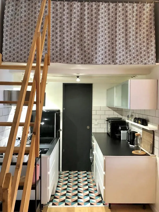 Makalina - Mini Loft A Menilmontant Apartment Paris France